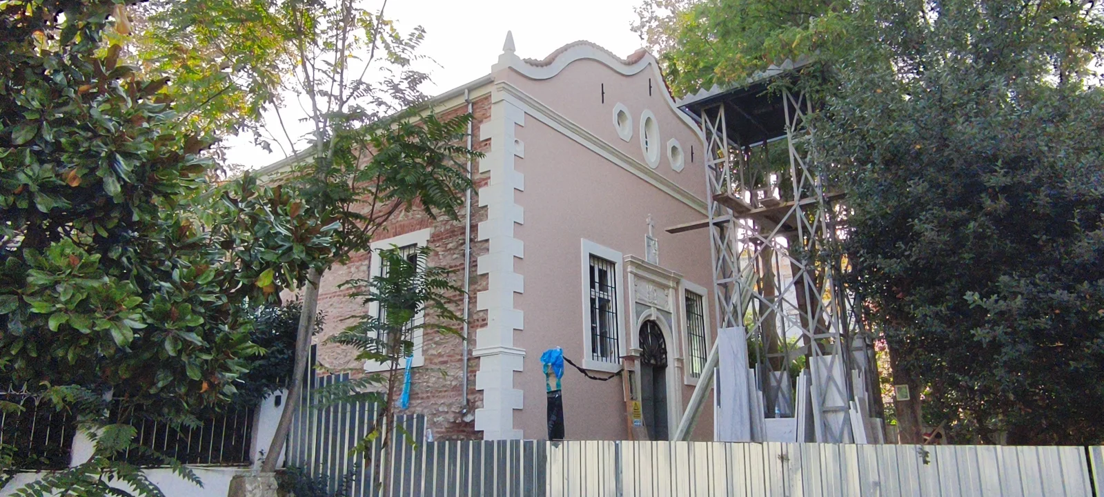 Ayios Ioannis Hrisostomos Rum Ortodoks Kilisesi